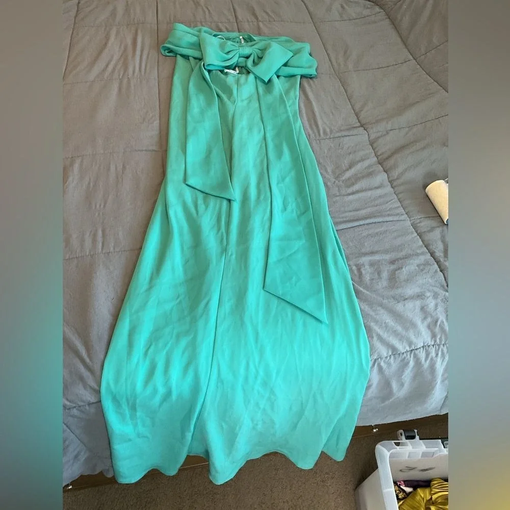 Tadashi Shoji One-Shoulder Teal Blue Crepe Bow Shoulder Column Gown Size 10 - Picture 6 of 6